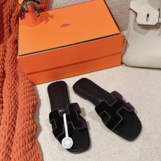 Hermes Slippers